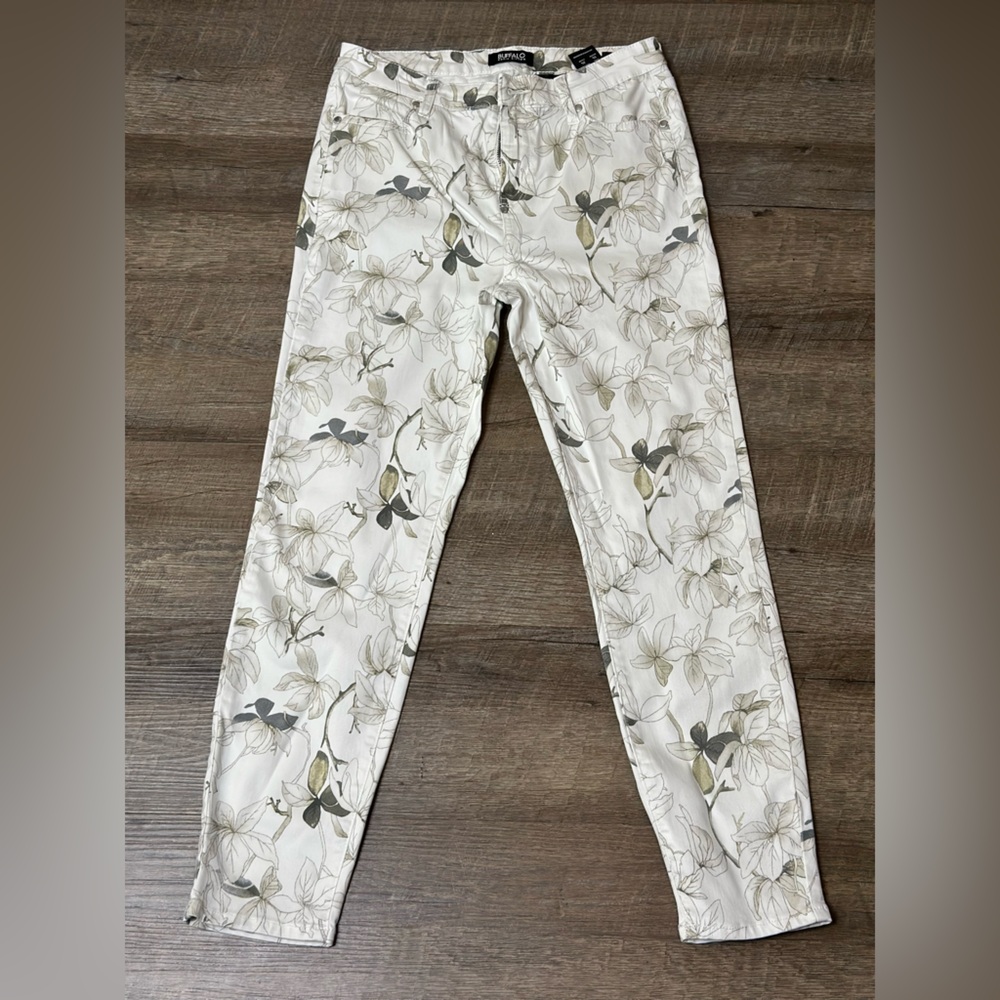 Buffalo David Bitton White Floral High Rise Jeans